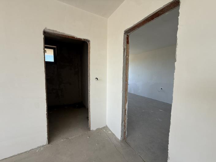 Image No.12-3 Bed Apartment for sale