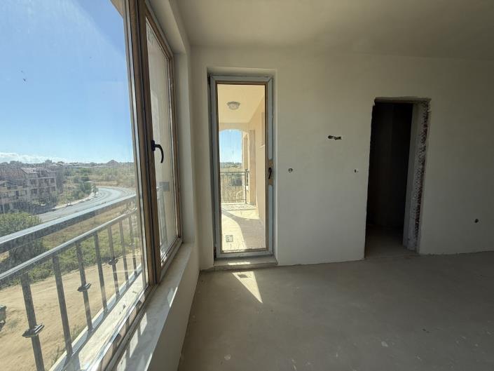 Image No.25-3 Bed Apartment for sale