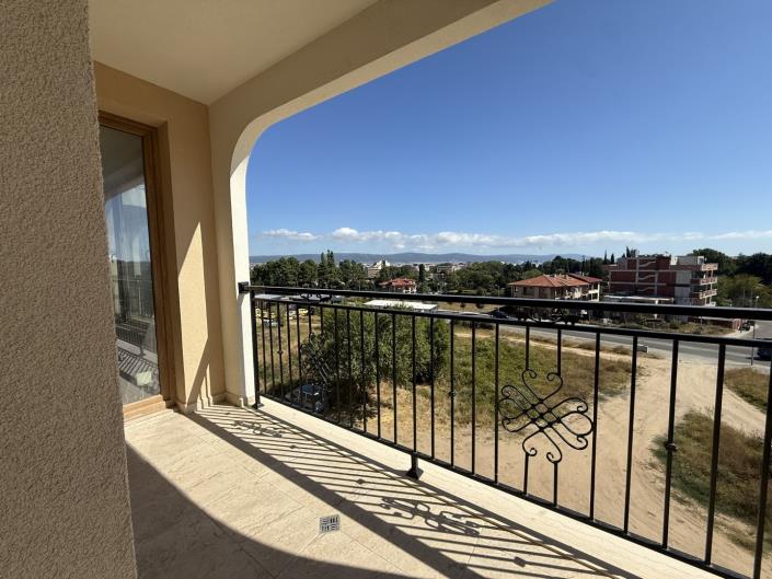 Image No.34-3 Bed Apartment for sale