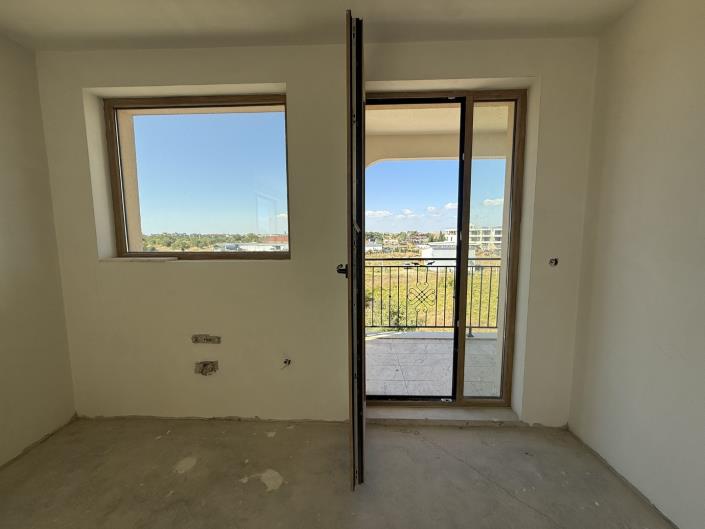 Image No.38-3 Bed Apartment for sale