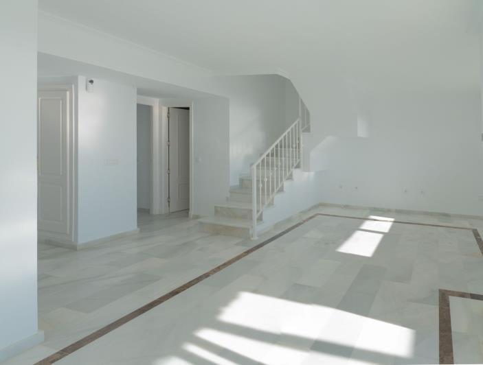 Image No.2-Penthouse de 4 chambres à vendre à Casares