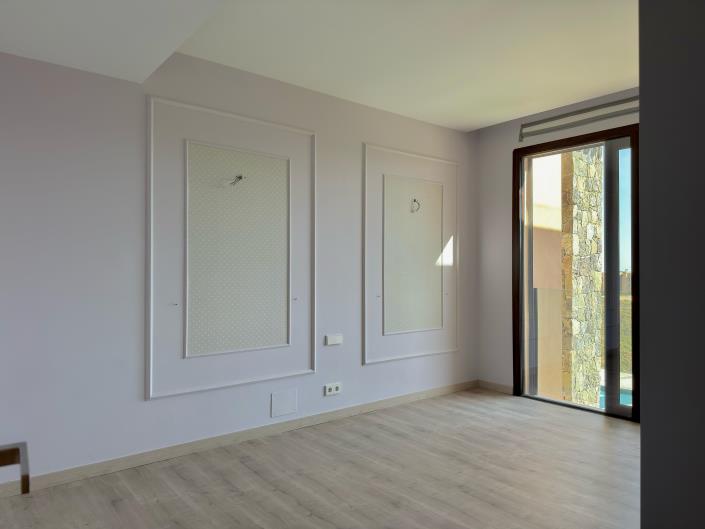 Image No.16-4 Bed Apartment for sale