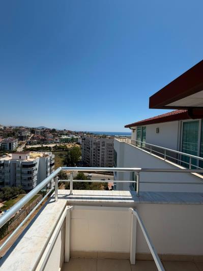 Image No.20-3 Bed Duplex for sale