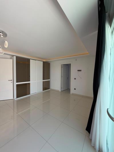 Image No.22-3 Bed Duplex for sale