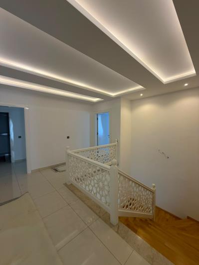 Image No.26-3 Bed Duplex for sale