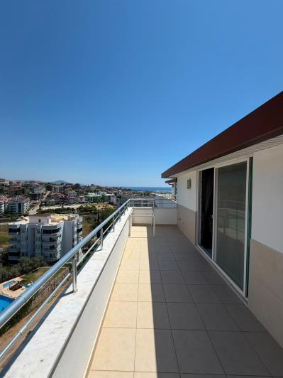 Image No.27-3 Bed Duplex for sale