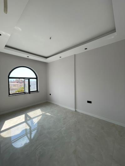 Image No.28-2 Bed Apartment for sale