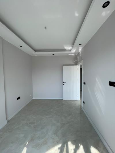 Image No.35-2 Bed Apartment for sale