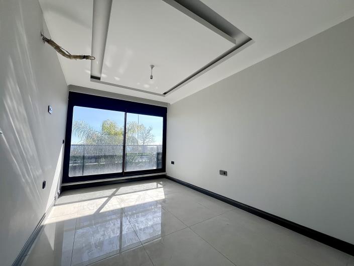 Image No.30-2 Bed Apartment for sale