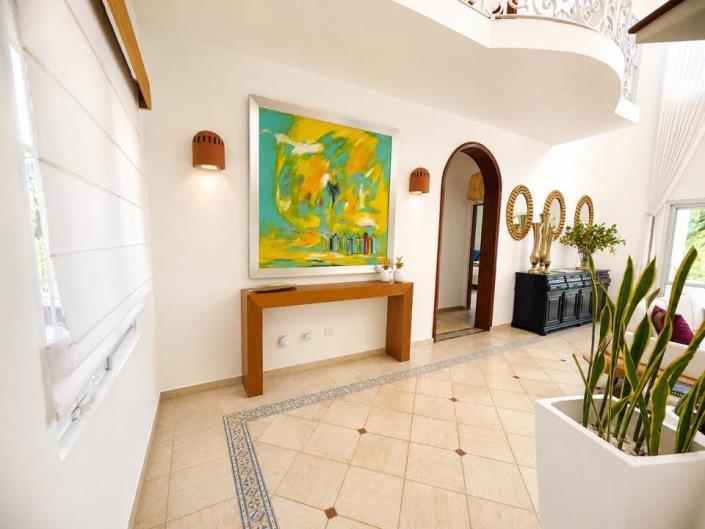 Image No.5-5 Bed Villa for sale