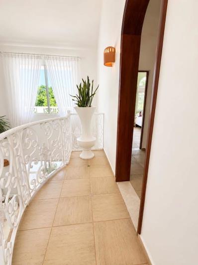 Image No.45-5 Bed Villa for sale