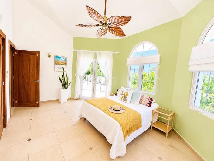 Image No.49-5 Bed Villa for sale
