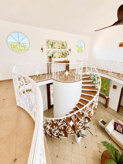 Image No.53-5 Bed Villa for sale