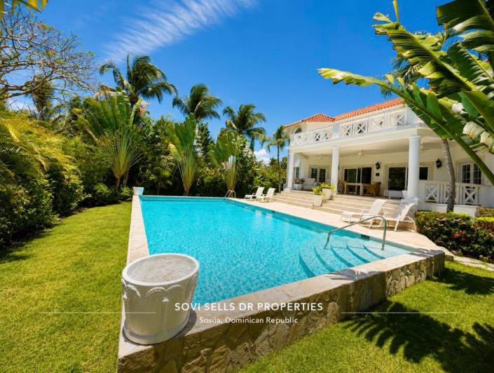 Image No.57-5 Bed Villa for sale