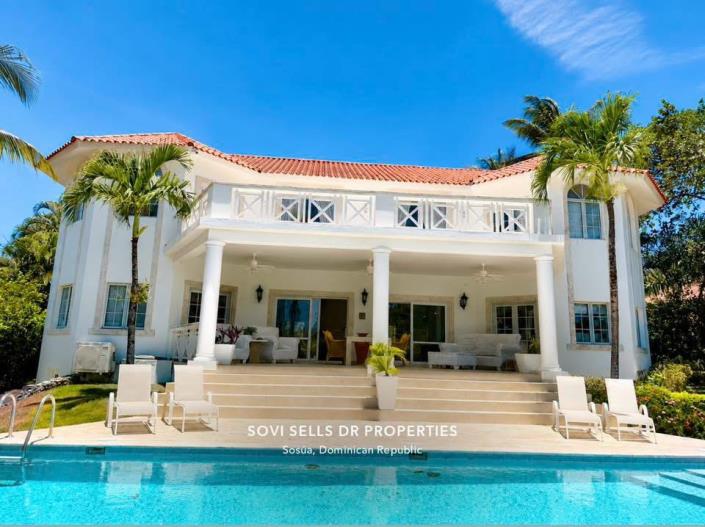 Image No.58-5 Bed Villa for sale