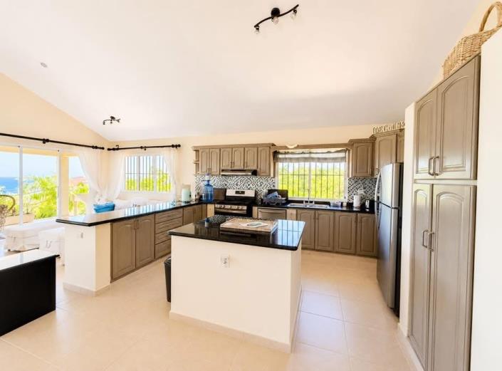 Image No.14-5 Bed Villa for sale