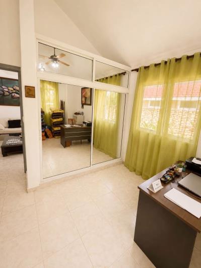 Image No.21-3 Bed Villa for sale