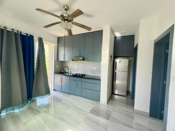 Image No.10-11 Bed Condo for sale