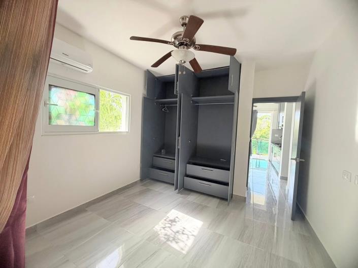 Image No.18-11 Bed Condo for sale