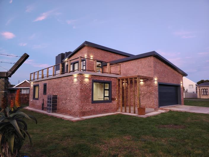 Image No.46-4 Bed Villa / Detached for sale