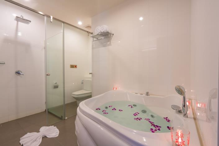 Image No.7-3 Bed Apartment for sale