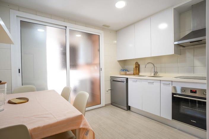 Image No.7-Appartement de 3 chambres à vendre