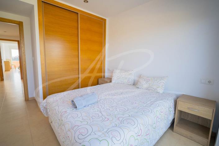 Image No.17-3 Bed Apartment for sale