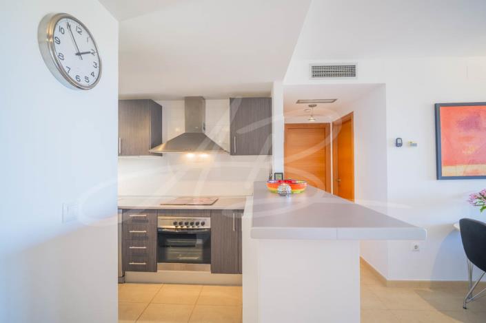 Image No.25-2 Bed Apartment for sale