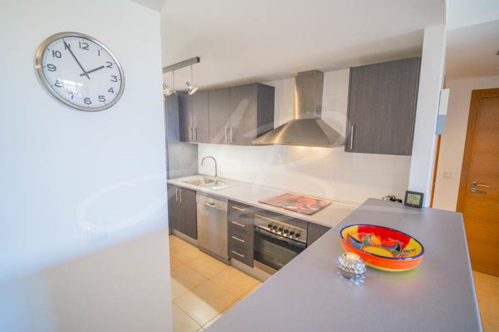 Image No.27-2 Bed Apartment for sale