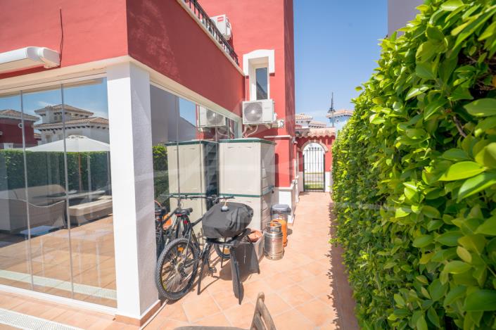 Image No.10-3 Bed Townhouse for sale