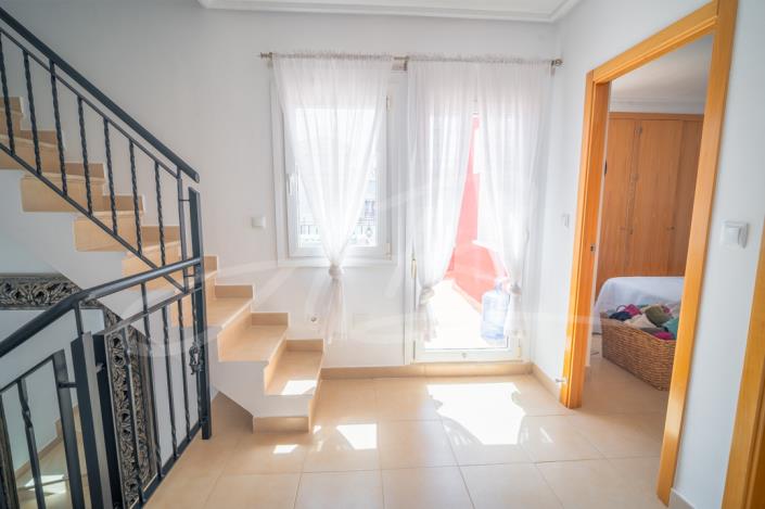 Image No.26-3 Bed Townhouse for sale