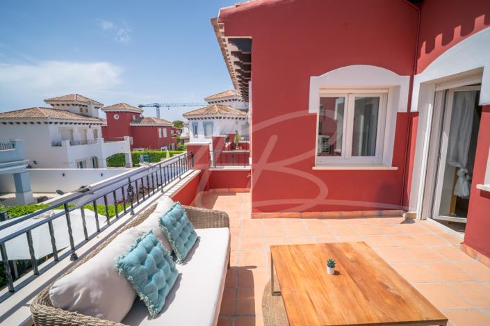 Image No.39-3 Bed Townhouse for sale