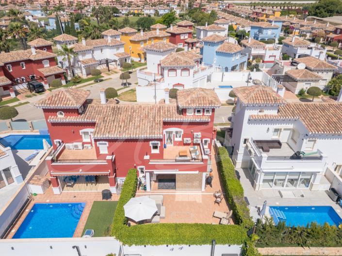 Image No.44-3 Bed Townhouse for sale