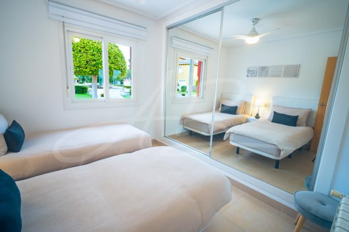 Image No.20-2 Bed Bungalow for sale