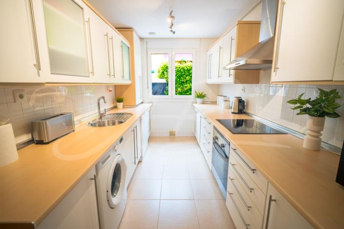 Image No.24-2 Bed Bungalow for sale