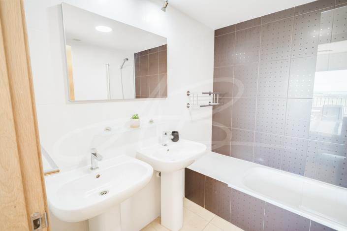 Image No.17-2 Bed Apartment for sale