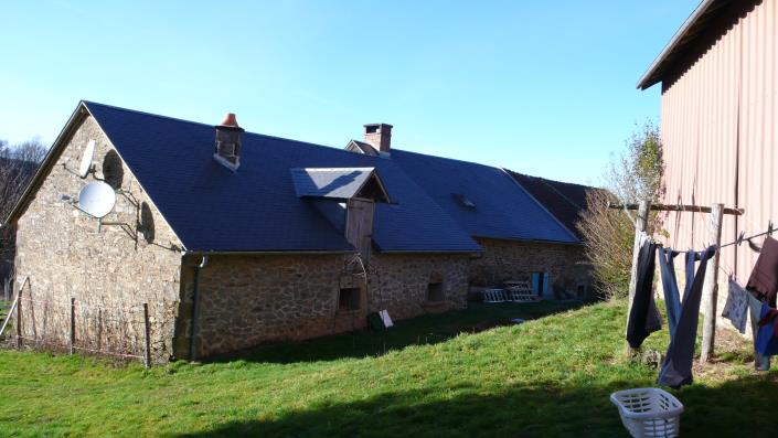 Image No.3-3 Bed Farmhouse for sale