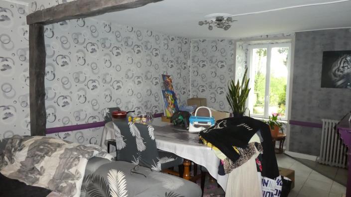 Image No.25-4 Bed Farmhouse for sale