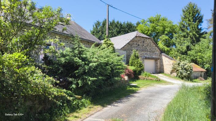 Image No.16-2 Bed Country Property for sale