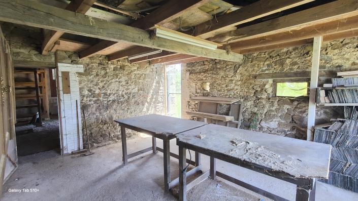 Image No.19-2 Bed Country Property for sale