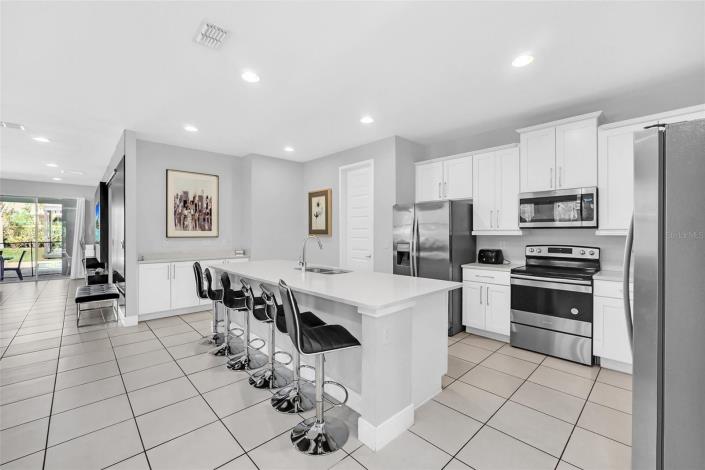Image No.4-8 Bed House/Villa for sale