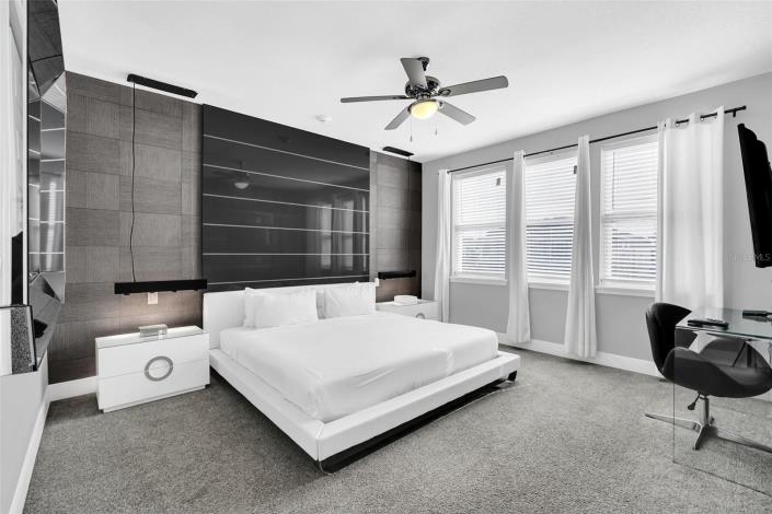 Image No.6-8 Bed House/Villa for sale