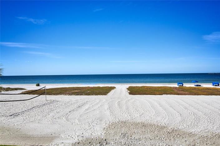 Image No.4-3 Bed Condo for sale