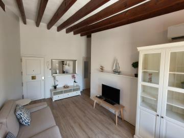 2-Living-room-squished