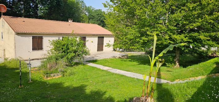 Image No.10-3 Bed House for sale