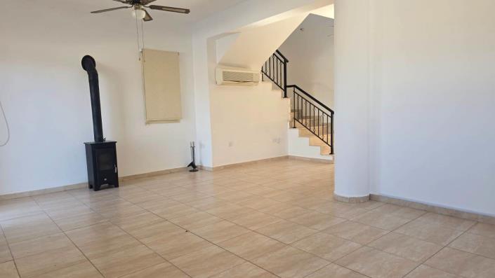 Image No.2-3 Bed Villa / Detached for sale