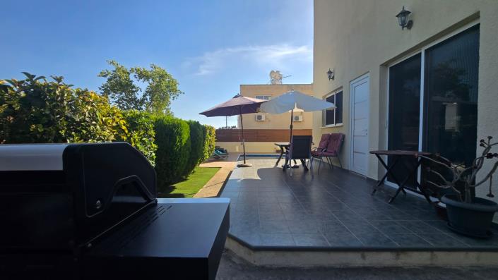 Image No.8-3 Bed Villa / Detached for sale