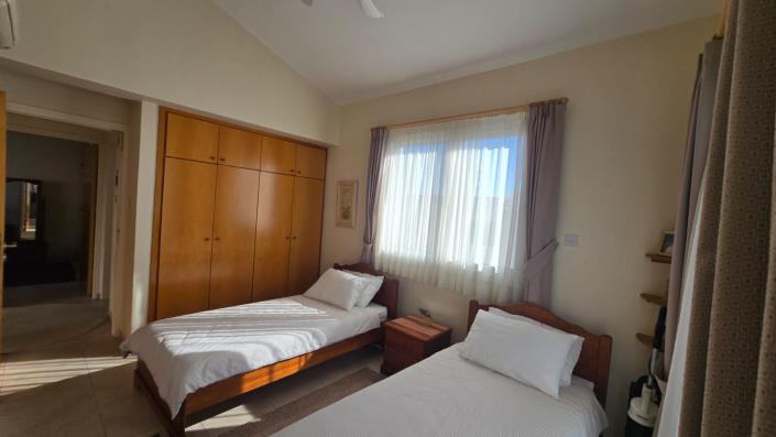 Image No.15-3 Bed Villa / Detached for sale