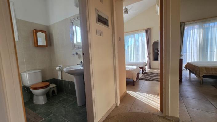 Image No.17-3 Bed Villa / Detached for sale