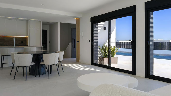 Image No.5-5 Bed Villa for sale